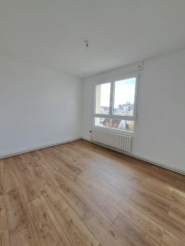 Appartement - 61 m² - 4 pièces
