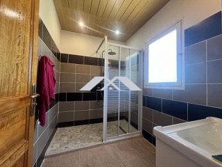 Maison traditionnelle - 105 m² - 7 pièces