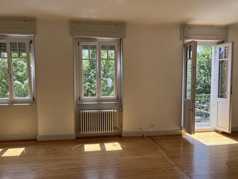 Appartement - 93 m² - 3 pièces