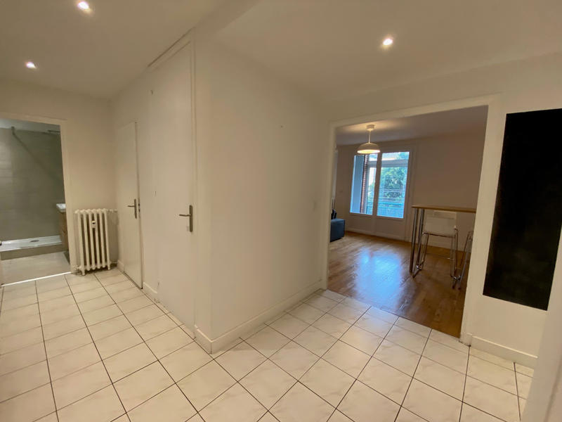 Appartement - 85 m² - 3 pièces