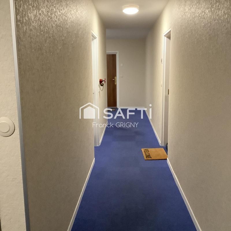 Appartement - 93 m² - 5 pièces