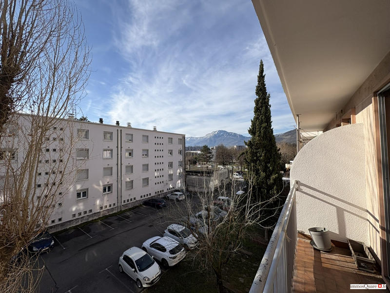 Appartement - 70 m² - 4 pièces