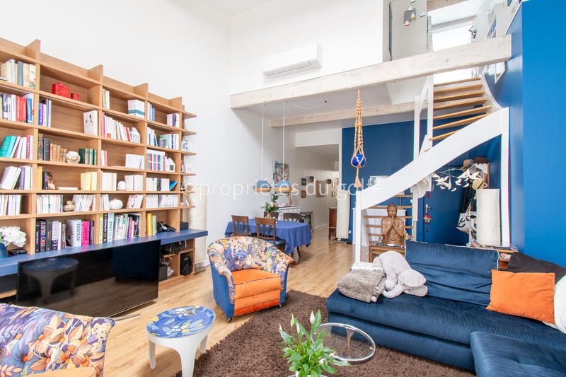 Appartement - 98 m² - 3 pièces