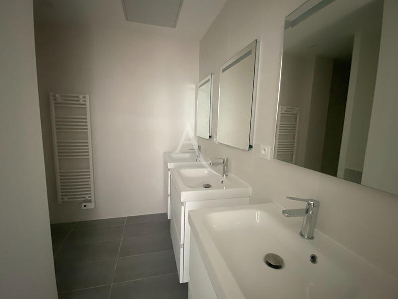 Chambre - 59 m² - 1 pièce