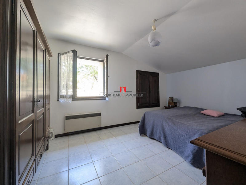 Maison - 140 m² - 4 pièces