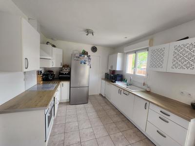 Maison jumelée - 96 m² - 6 pièces