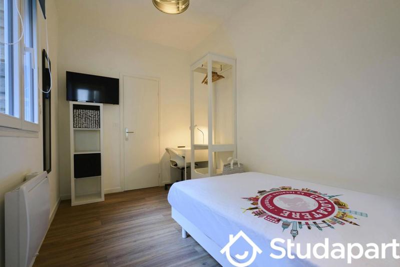 Chambre - 10 m² - 1 pièce