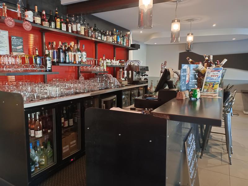 Fonds de commerce - Magasins - 150 m²