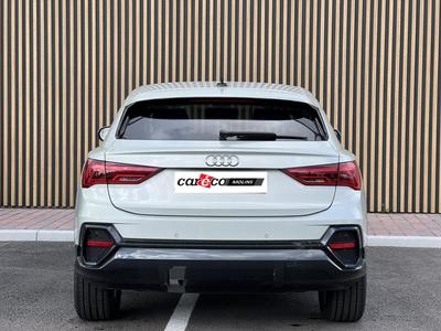 Audi Q3 Sportback 35 1.5 Tfsi Business Line