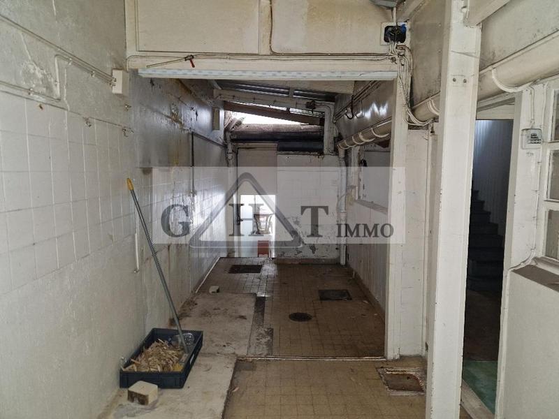 Local commercial - 155 m²