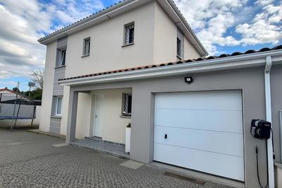 Villa - 100 m² - 4 pièces