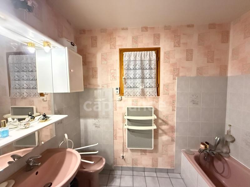 Maison - 98 m² - 4 pièces