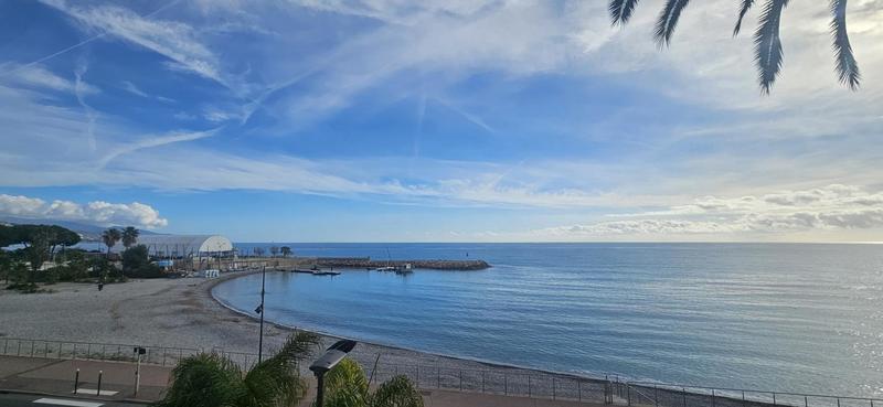 Appartement - 79 m² - 3 pièces