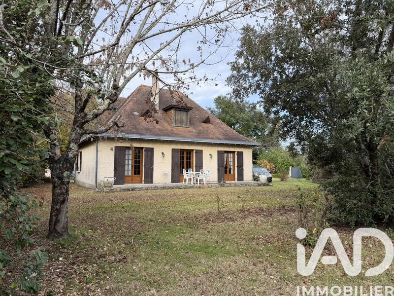 Maison - 137 m² - 7 pièces