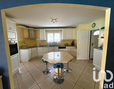 Maison - 165 m² - 7 pièces