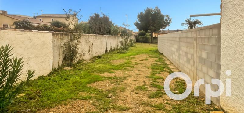 Terrain constructible - 1 200 m²