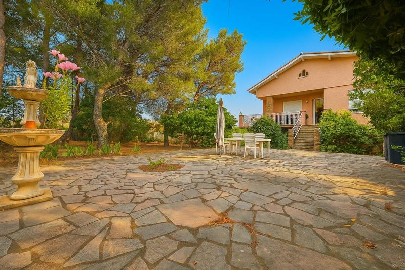 Maison - 176 m² - 7 pièces