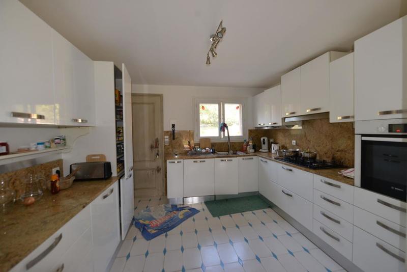 Maison - 284 m² - 7 pièces
