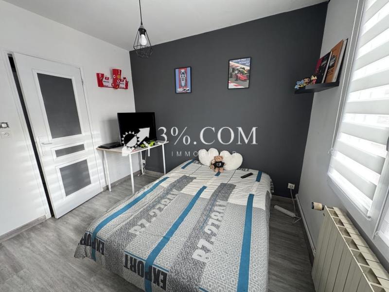 Maison - 107 m² - 7 pièces