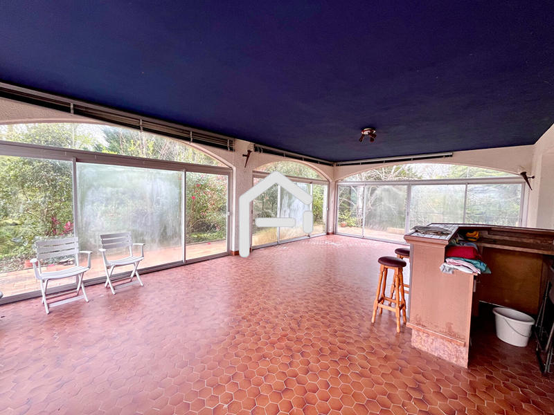 Maison - 307 m² - 6 pièces