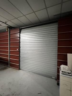 Local d'activités - 84 m²