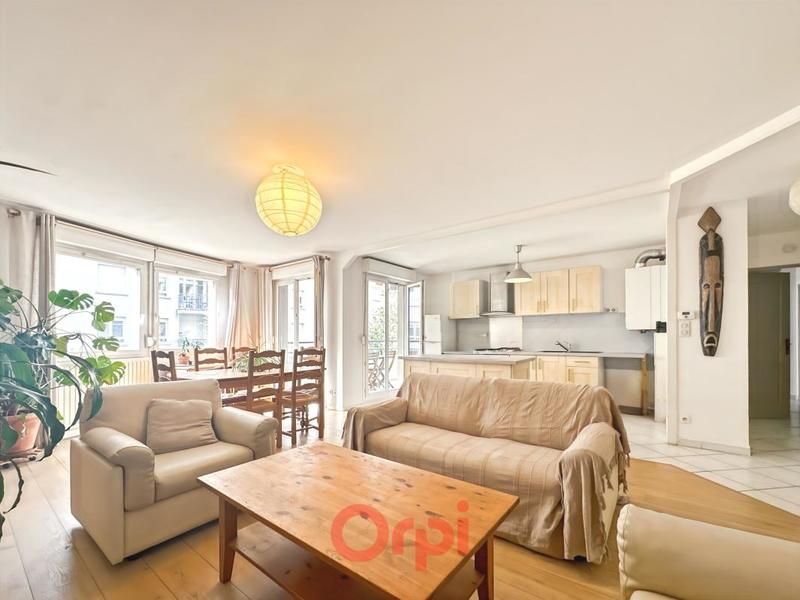 Appartement - 70 m² - 3 pièces