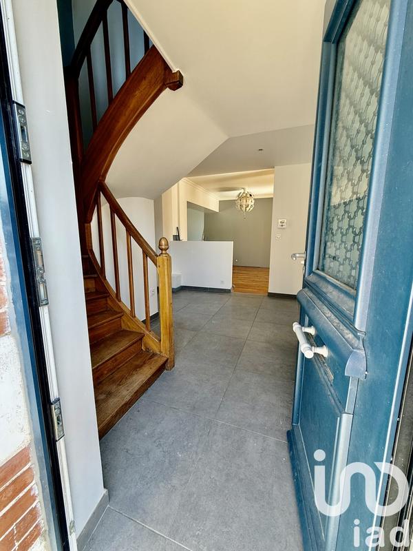 Maison - 200 m² - 7 pièces