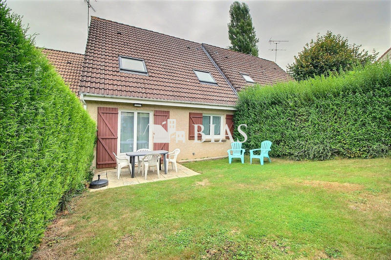 Maison - 88 m² - 4 pièces