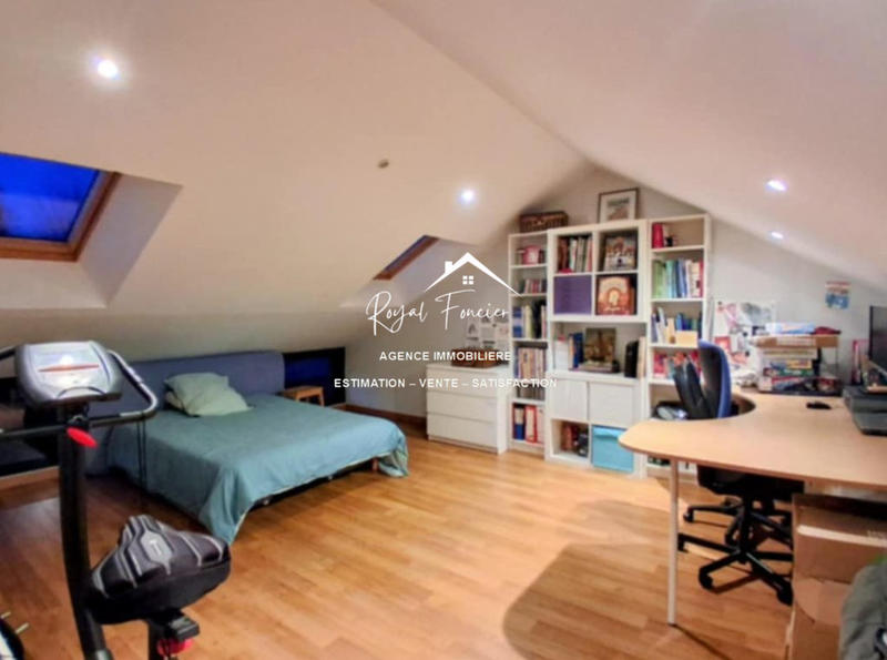 Maison contemporaine - 183 m² - 7 pièces