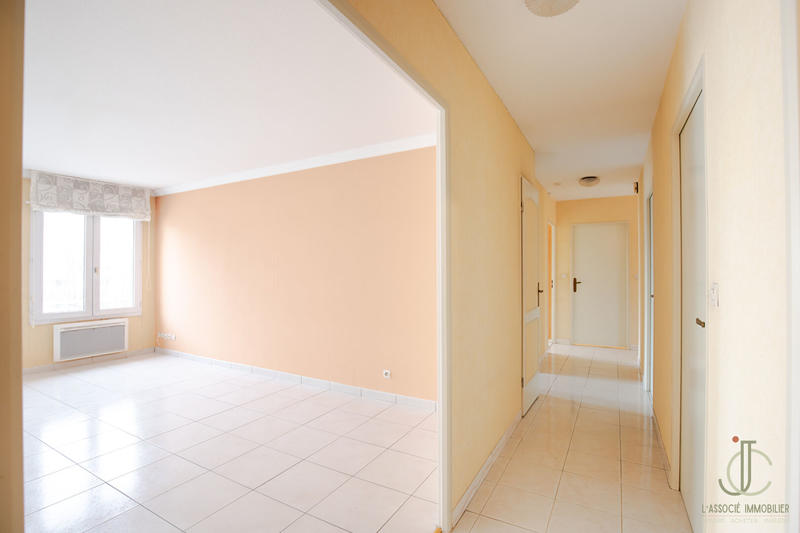 Appartement - 126 m² - 4 pièces