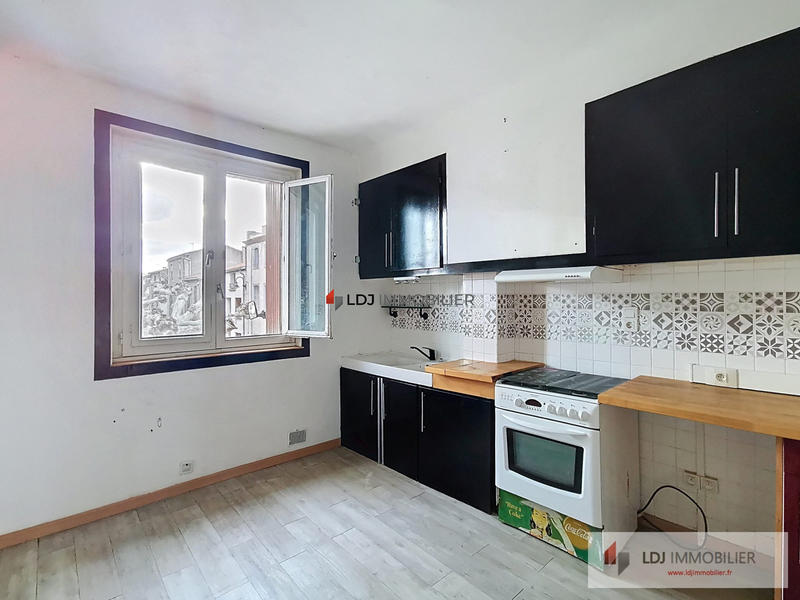 Maison - 180 m² - 8 pièces