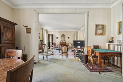 Appartement - 144 m² - 6 pièces