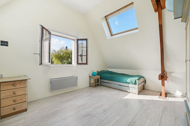 Maison - 215 m² - 7 pièces