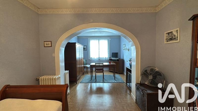 Maison - 180 m² - 5 pièces