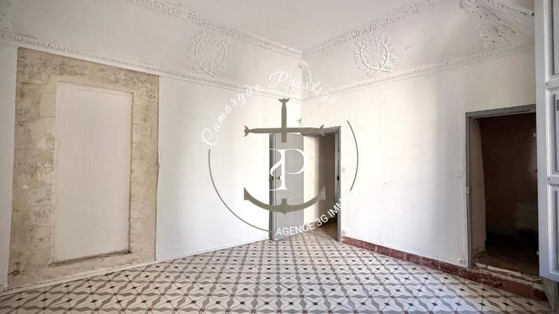 Maison de ville - 200 m² - 9 pièces