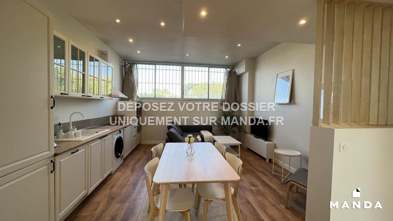 Chambre - 12 m² - 5 pièces