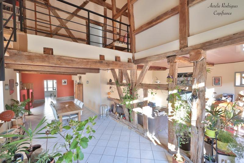 Maison - 216 m² - 6 pièces