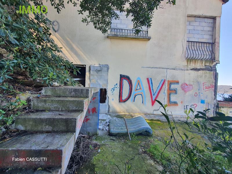 Villa - 279 m² - 11 pièces