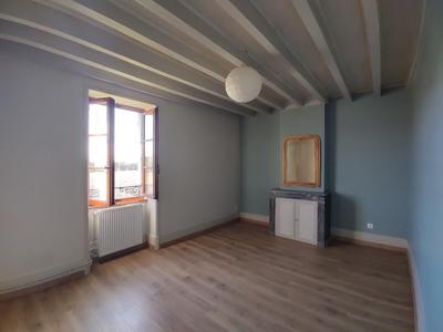 Maison - 230 m² - 5 pièces
