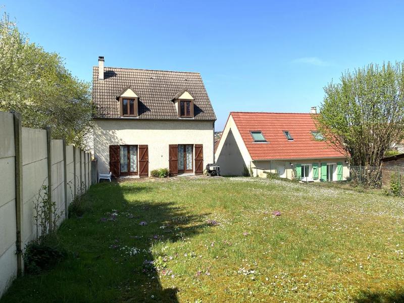 Maison ancienne - 95 m² - 4 pièces