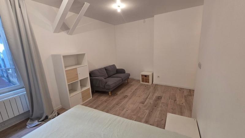 Appartement ancien - 27 m² - 1 pièce