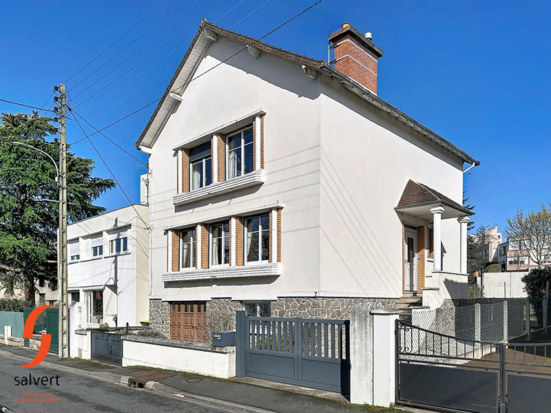 Maison - 138 m² - 5 pièces