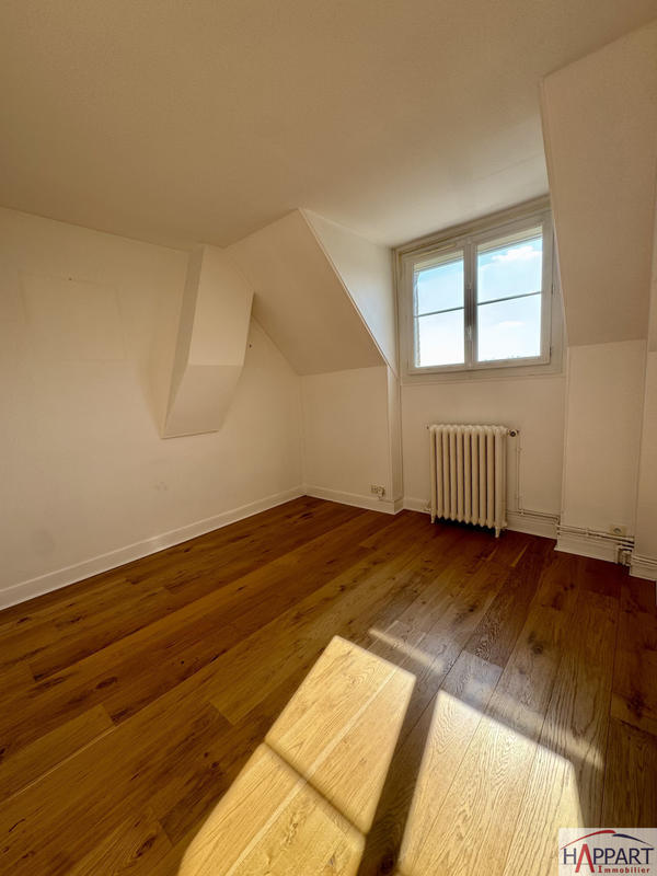 Appartement - 190 m² - 7 pièces