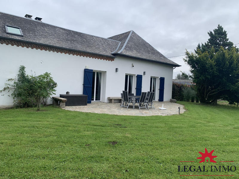 Villa - 248 m² - 7 pièces