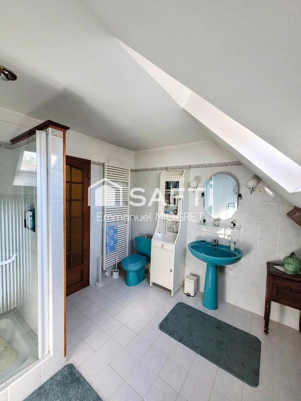 Maison - 199 m² - 10 pièces