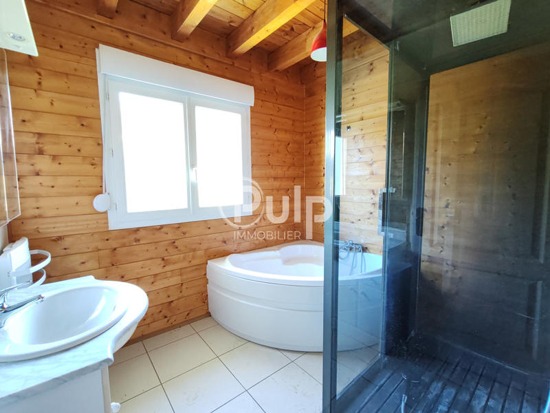 Pavillon - 102 m² - 5 pièces