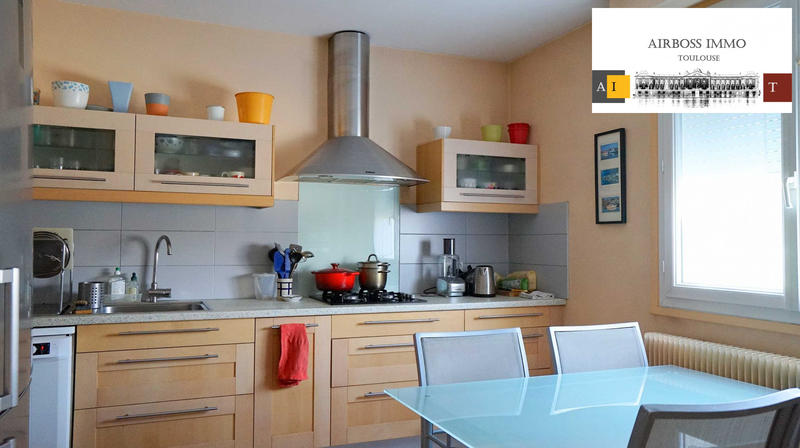 Maison - 181 m² - 8 pièces