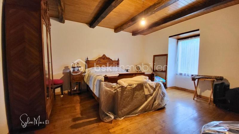 Maison en pierre - 125 m² - 4 pièces