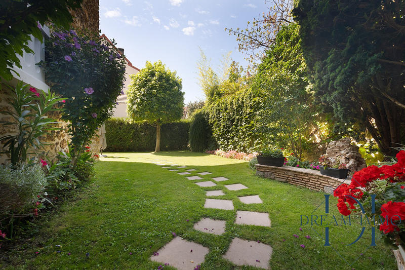 Maison - 76 m² - 4 pièces