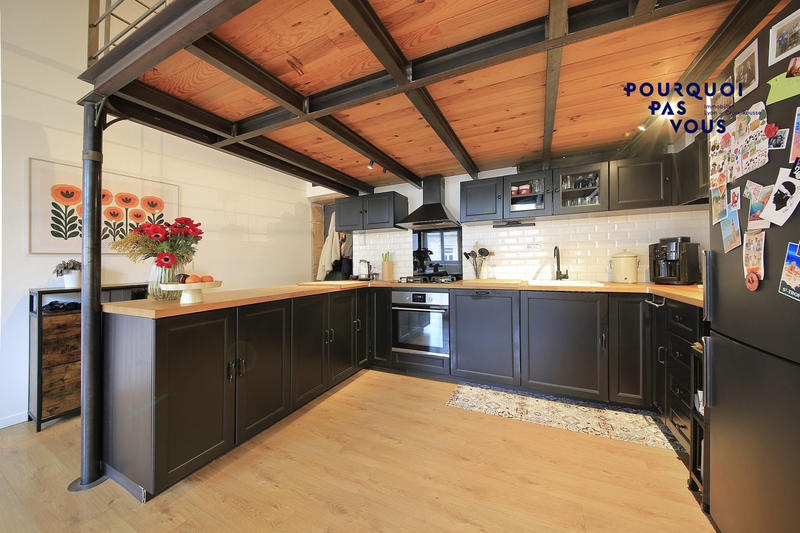 Appartement - 110 m² - 4 pièces